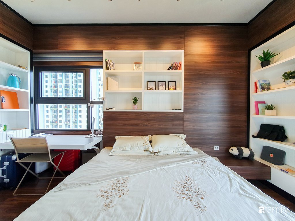 Phòng ngủ master đẹp sang trọng với điểm nhấn từ màu sắc tương phản.