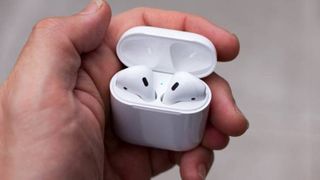 5 lỗi thường gặp trên tai nghe Apple Airpods và cách khắc phục
