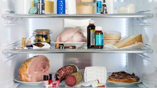 Khi nào nên vứt bỏ thức ăn trong tủ lạnh?