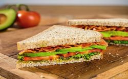 10 cách chế biến bánh mì sandwich nhanh chóng thơm ngon đơn giản bổ dưỡng cho bữa sáng