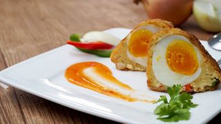 [Video]Cách làm món trứng rồng chuẩn không cần chỉnh