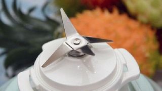 Cách chọn và sử dụng lưỡi dao máy xay sinh tố bền lâu