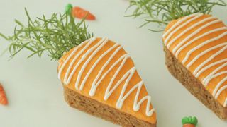 Cách làm bánh bông lan cà rốt thơm ngon, bổ dưỡng đẹp mắt và dễ làm