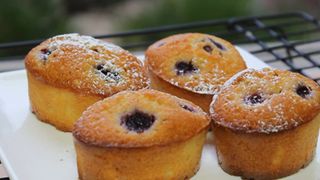 Cách làm bánh cupcake Raspberry Friand Pháp siêu dễ siêu ngon siêu dễ làm