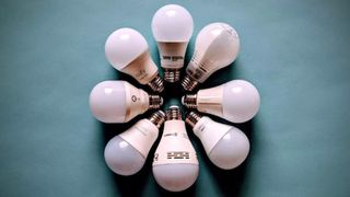 Top 5 bóng đèn thông minh đáng sắm nhất cho căn nhà của bạn