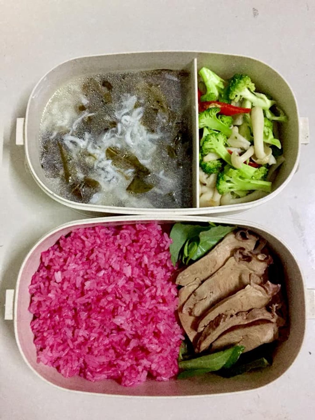 Mỗi bữa Thùy Chung đều rất chịu khó đổi món để không có cảm giác nhàm chán khi ăn.