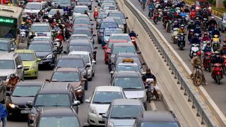 Doanh số thị trường ô tô Việt giảm hơn 30% trong nửa đầu năm 2020, Toyota bán ít hơn năm trước gần 12.000 xe