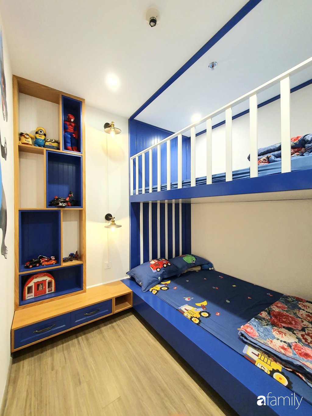 Giường tầng tăng thêm không gian vui chơi cho bé.