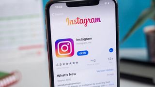 Instagram bị bắt quả tang truy cập camera trên iOS 14, ngay cả khi người dùng không chụp ảnh