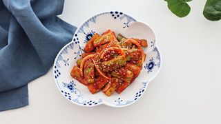 Người Hàn có món kim chi dưa chuột, làm nhanh siêu tốc mà ăn kèm món gì cũng ngon
