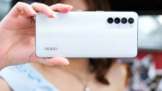 Đánh giá Oppo Reno4 Pro: Khi Oppo thay đổi định kiến "giá ảo"