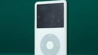 Câu chuyện về chiếc iPod tối mật được chính phủ Mỹ chế tạo 'ngay dưới mũi' Steve Jobs