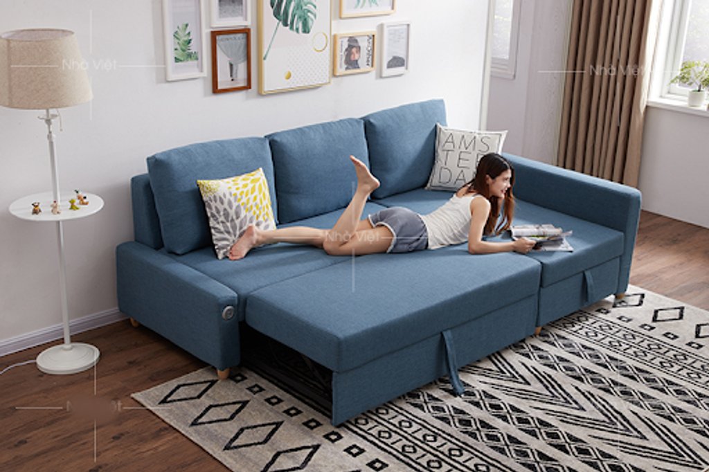 Trên thị trường hiện tại, một chiếc sofa giường kéo có giá thấp nhất từ 7,9 – 16 triệu đồng. Một số loại cao cấp hơn có giá từ 19 – 26 triệu đồng/bộ, sử dụng chất liệu da và gỗ, đệm cao cấp. (Ảnh: Nhà Việt)