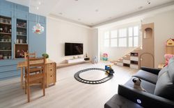 Ngôi nhà 30m² được cải tạo thành không gian hạnh phúc cho vợ chồng trẻ và con gái thỏa sức vui chơi