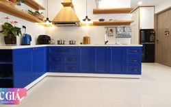 Bếp nhỏ xinh trong căn hộ vỏn vẹn 55m² với điểm nhấn yên bình màu trắng - xanh có chi phí hoàn thiện 40 triệu đồng ở Hà Nội