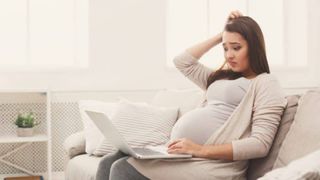 Mẹ bầu có nên lo lắng khi tỷ lệ bạch cầu lympho giảm trong thai kỳ?