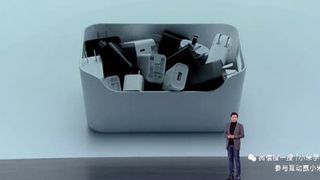 Lei Jun: Xiaomi đã cân nhắc bỏ củ sạc từ 5 năm trước, không phải copy Apple