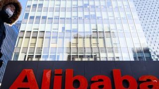 Mỹ cân nhắc đưa Alibaba, Tencent vào danh sách cấm đầu tư