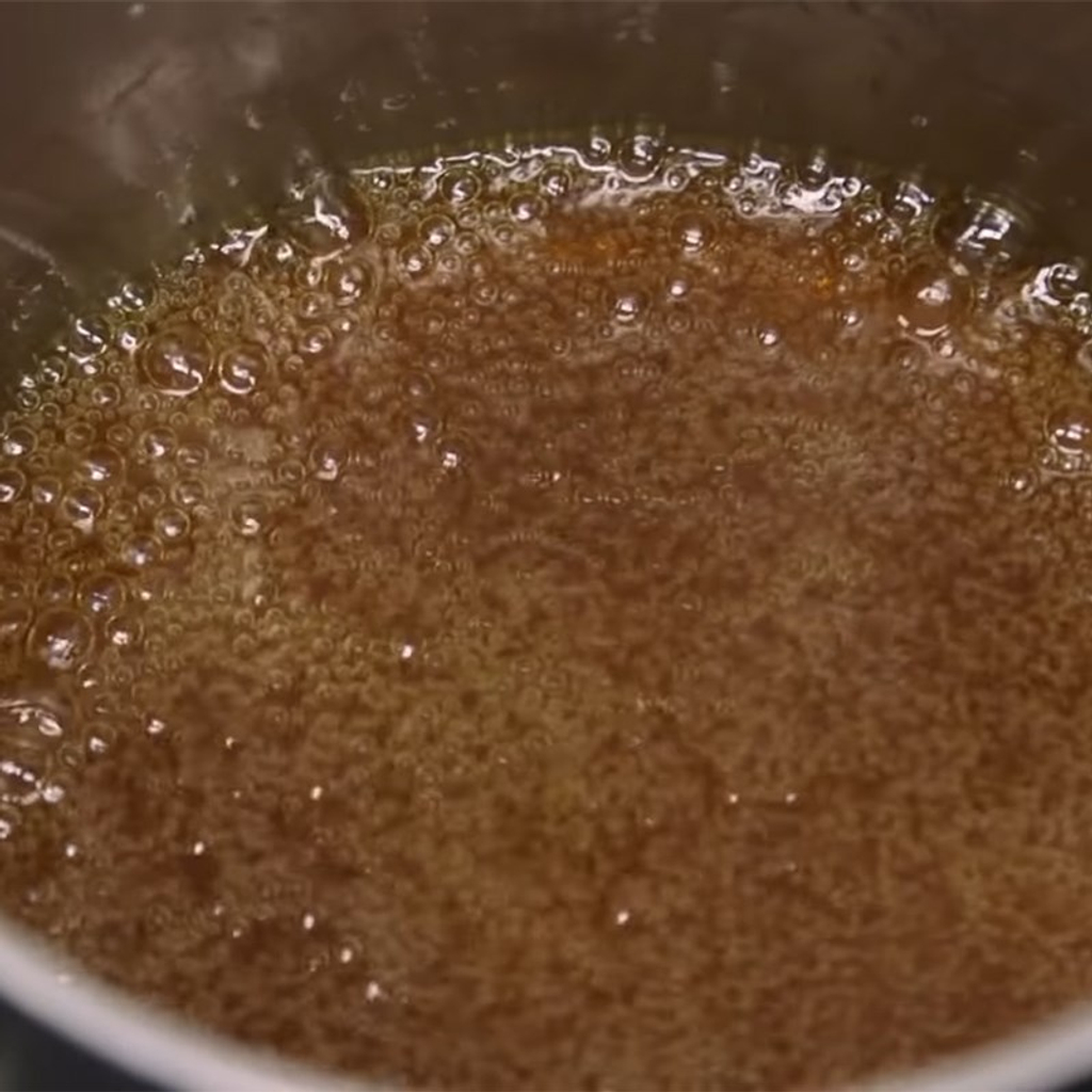 Cách làm sốt caramel mặn