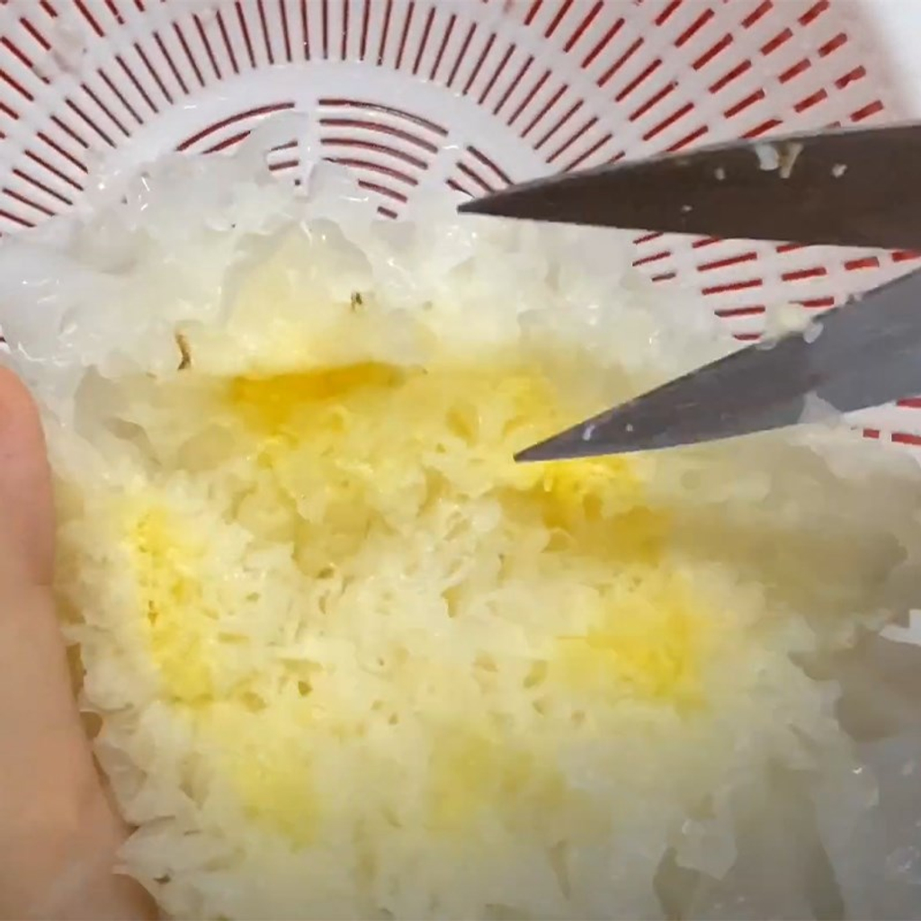 Cách nấu canh nấm tuyết