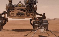 Sau "7 phút kinh hoàng", siêu tàu thăm dò 2,4 tỷ USD hạ cánh xuống sao Hỏa, lần đầu tiên con người mang trực thăng tới hành tinh khác