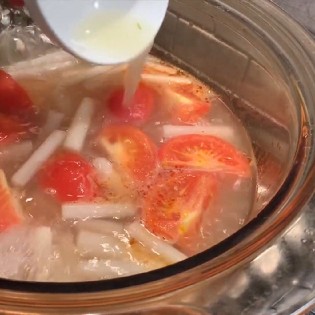 Cách nấu canh chua cá hồi