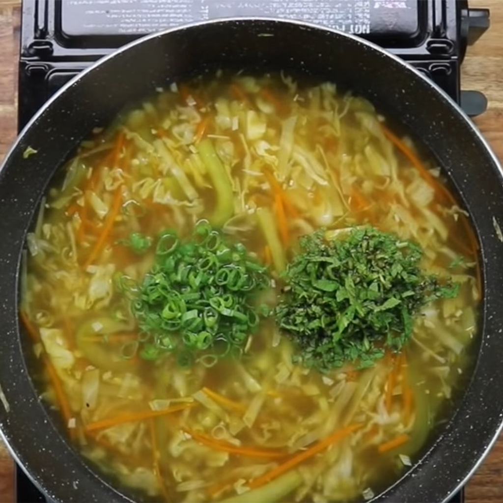 Cách nấu soup bắp cải